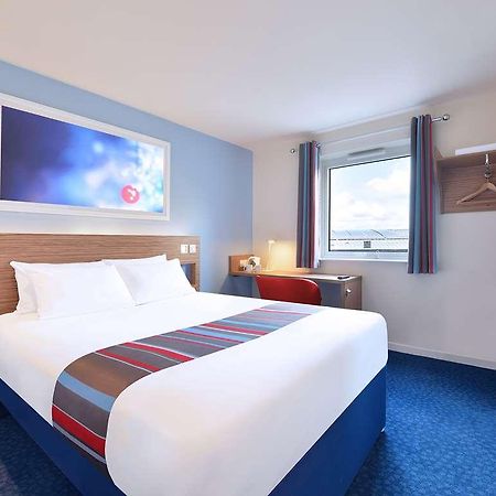 Travelodge Northwich Lostock Gralam Room photo